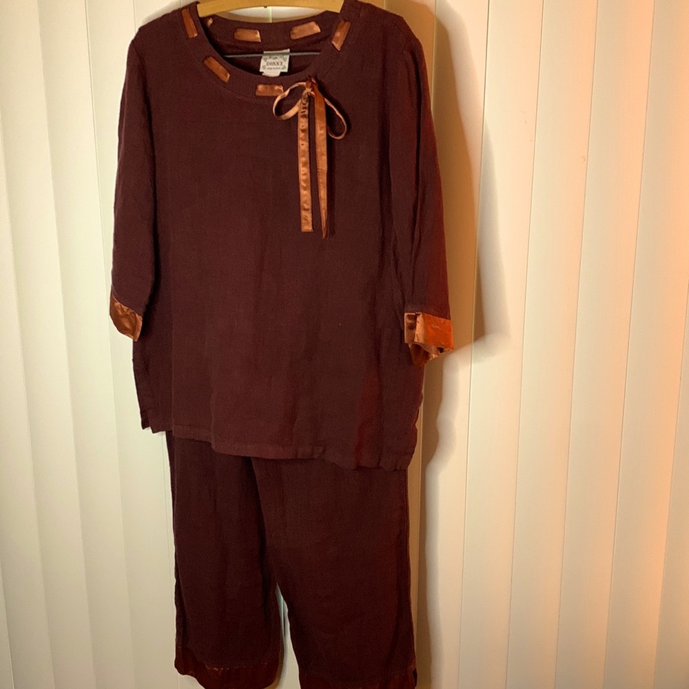 DONNA 2pc.linen pantsuit